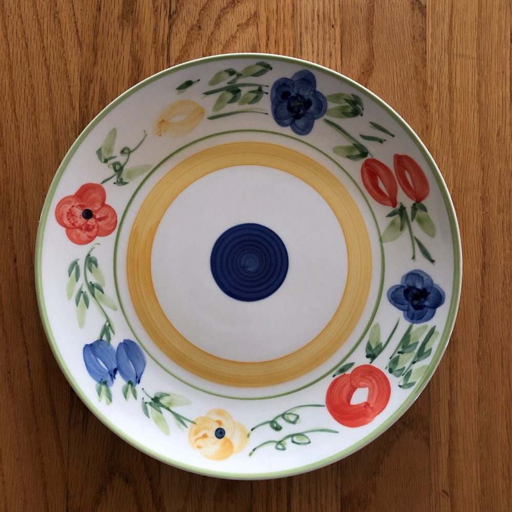 Gibson Everyday 10" Floral Plate -Orange & Blue